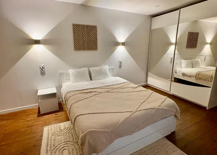 アパート De Luxe